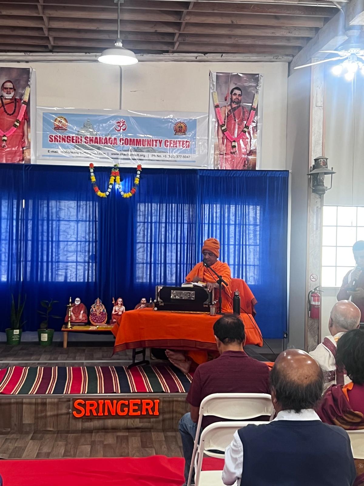 Discourse on stage under the Sringeri banner